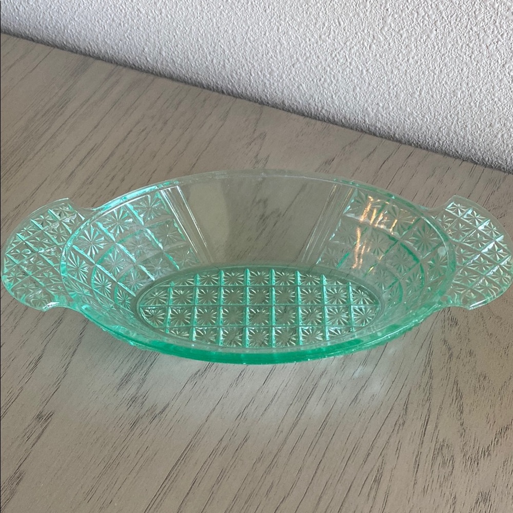 Antique Richard’s And Hartley Uranium Glassware 1880s